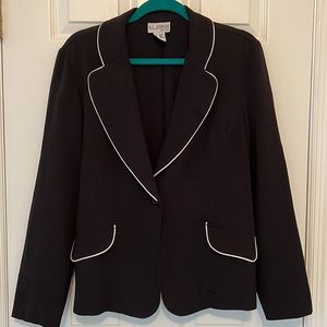 Women’s black pantsuit